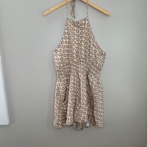 American Eagle Women's Romper M White Tan Floral‎ Halter Tie Back Pockets Cute